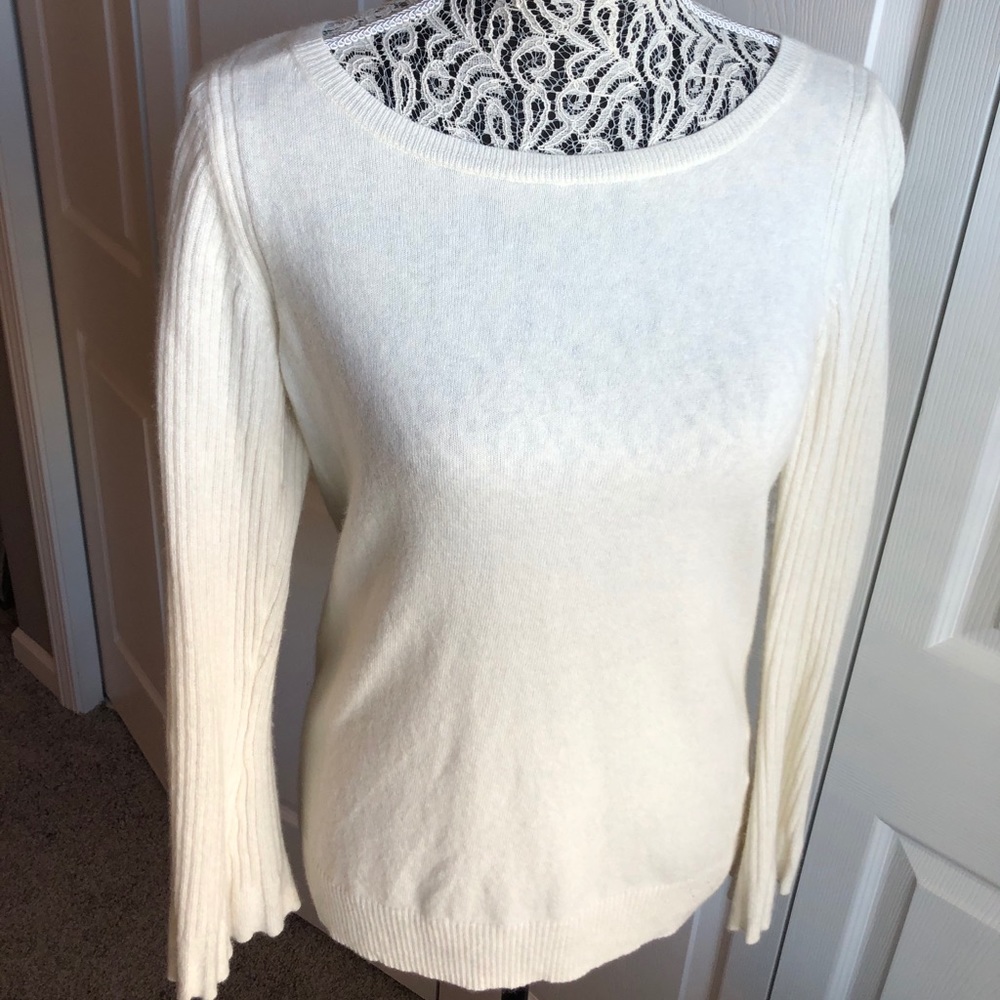 Banana Republic Fine Italian Yarn Sweater